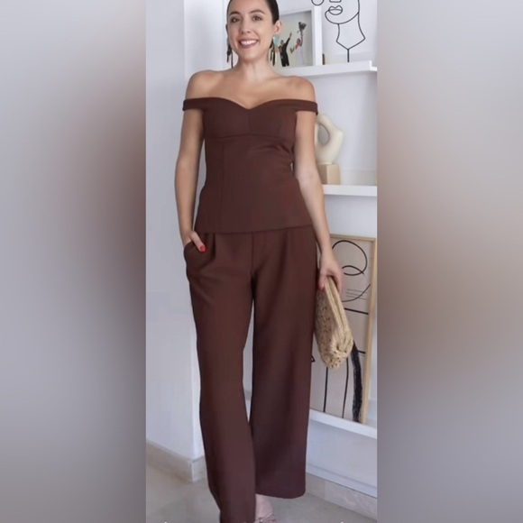 NWT ZARA 2025 collection wide leg crepe pants size L 
🚨FIRM FIRM NO DISCOUNT - Picture 11 of 14